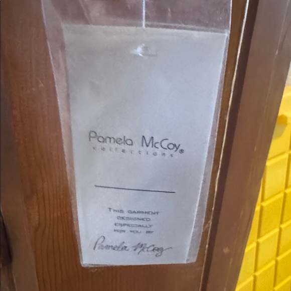 Pamela McCoy Luxurious Tan Teddy Jacket - Picture 3 of 4